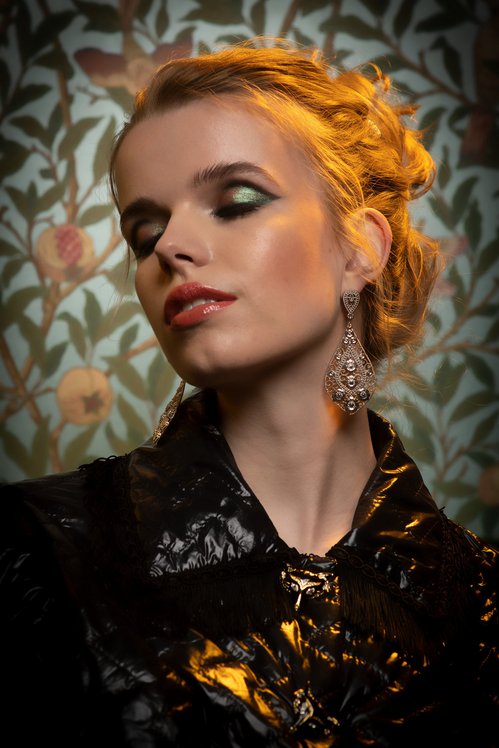 Foto: Daniel Buehler; Model: Annick R.; Agency: Scoutmodel Agency; Published: BMQ Magazin